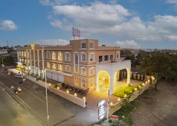 Hotel Utsav Square Latur