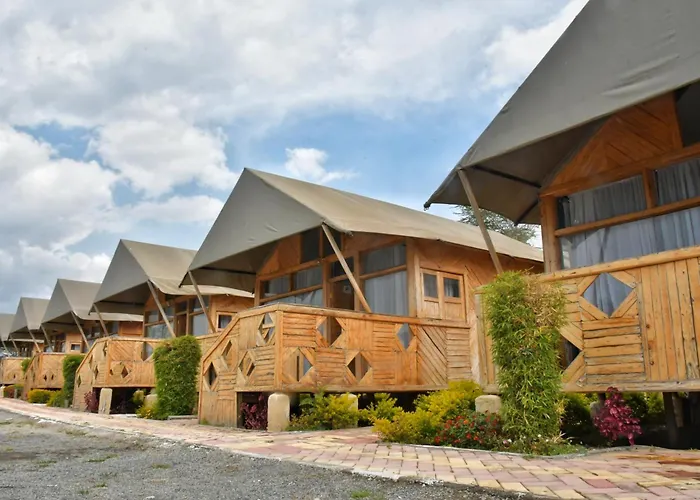 Kentwood Cabins And Camp Naivasha