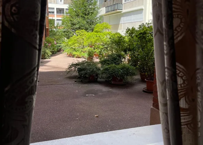 Tour Montparnasse Bed & Breakfast Paris