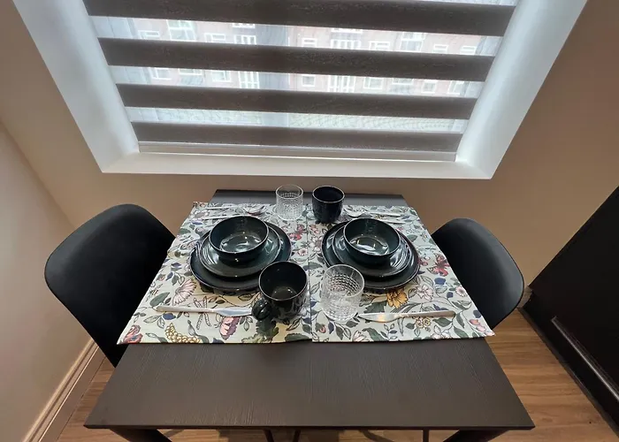 Luxury Rooms In Middleton