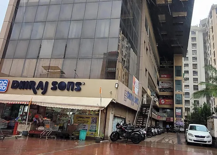Hotel Apple Palace Surat