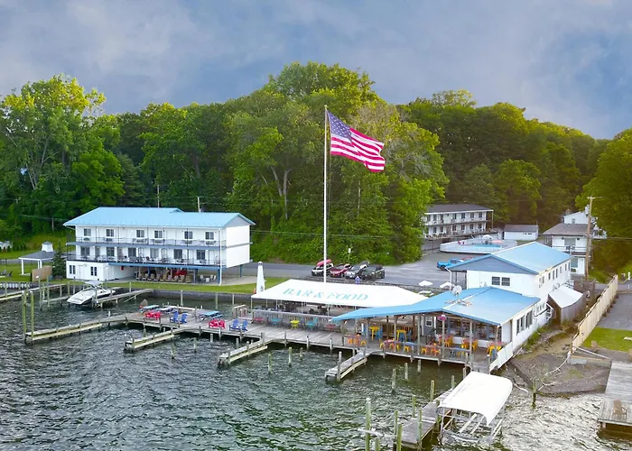Showboat Hotel Himrod