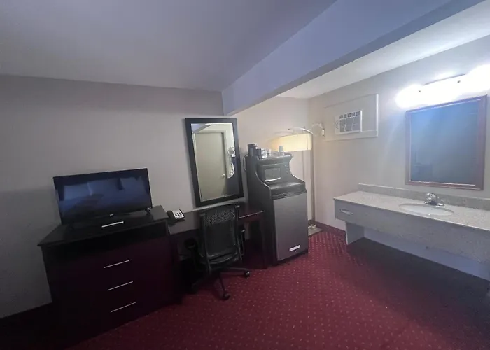 Rodeway Inn & Suites Hershey Chocolate Avenue