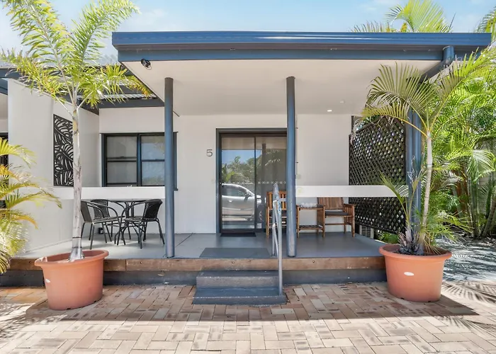 Tasman Holiday Parks - Torquay Palms Hervey Bay