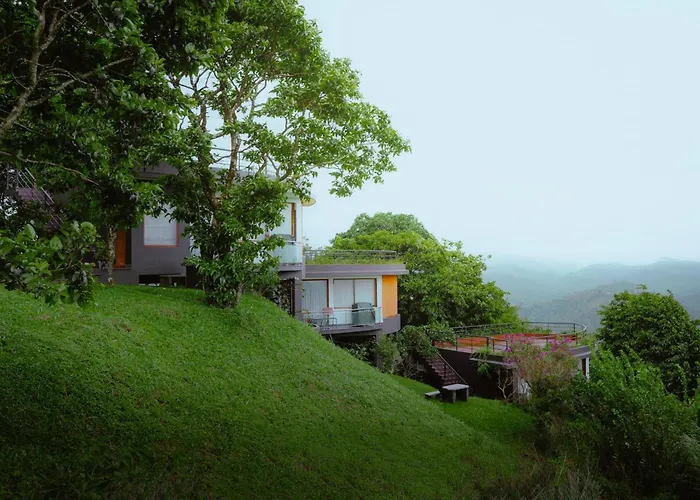 Haze And Kites Resort Munnar