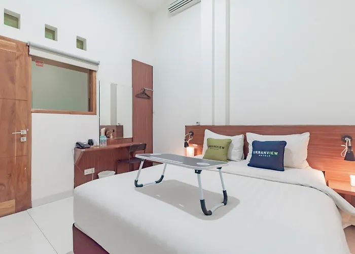 Urbanview Darmo Residence Bandung
