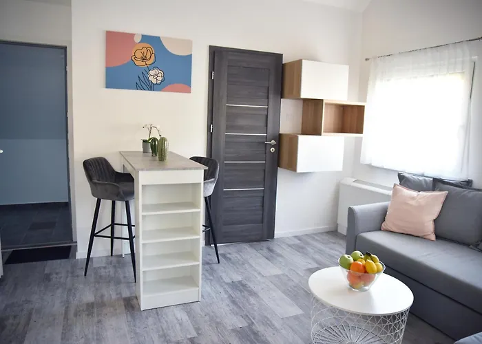 Roomstore Studio Apartments Eger