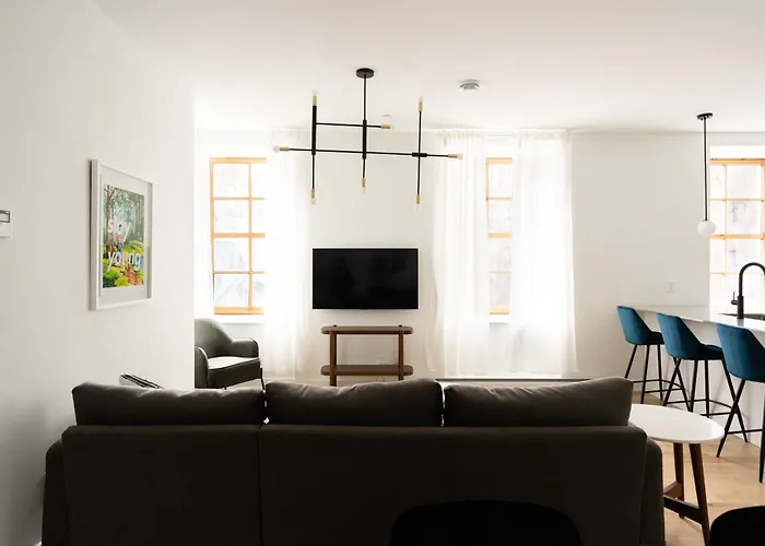 Maison Rasco By Luxury In Transit Montreal