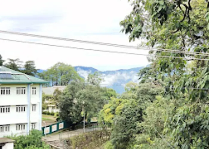 Goroomgo La Hilla Vista Mussoorie - A Luxury Collection