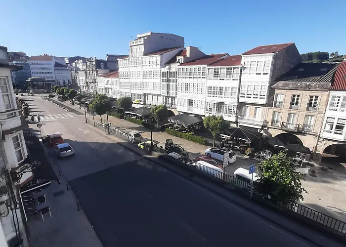 Pensión La Plaza Betanzos