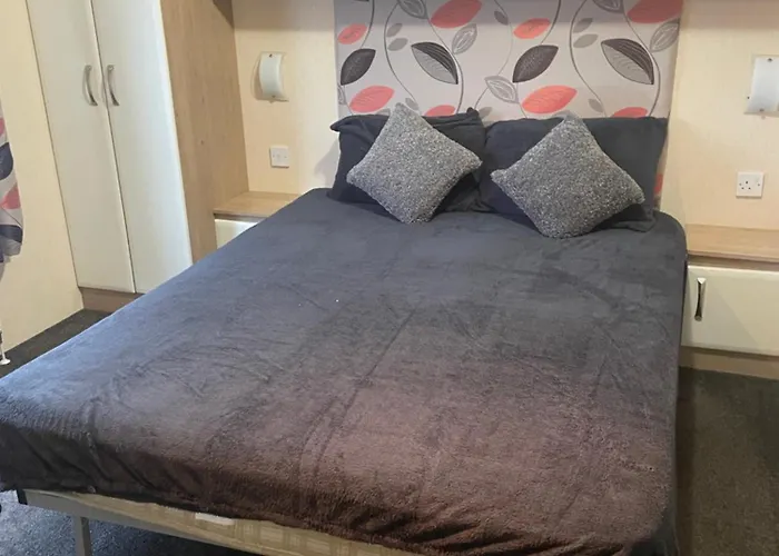 Whitehouse Leisure Park N&V Caravan Hire Kinmel Bay