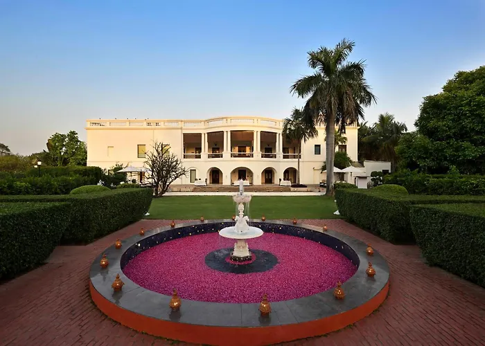 Taj Nadesar Palace Benares