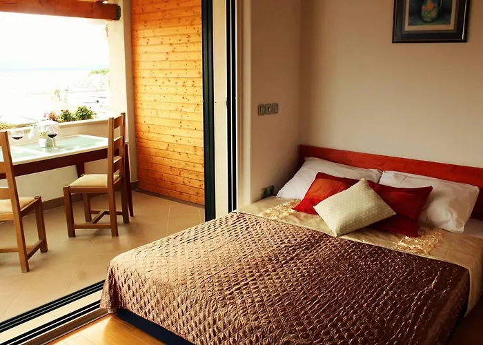 Villa Carmen Delux Privat Room! Bol