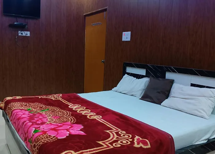 La Ayodhya Residency Hotel