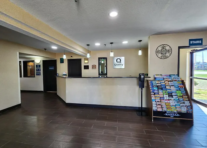 Quality Inn I-70 At Wanamaker Topeka