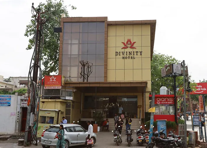 Divinity By Audra Hotels Mathura