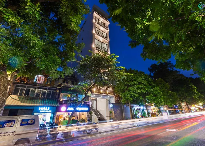 Beryl Signature Hotel & Travel Hanoi