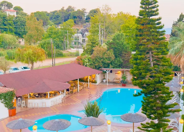 Almira Hotel Troulos