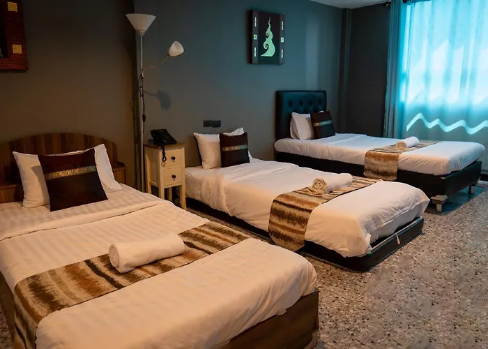 Anandpura Riverside Hotel กรุงเทพมหานคร