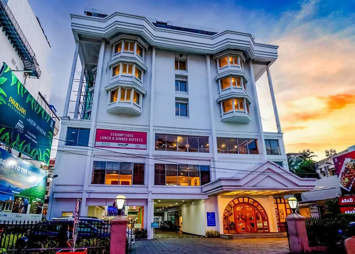 Hotel Abad Plaza Kochi