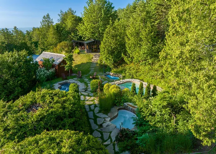 Auberge Des Falaises La Malbaie