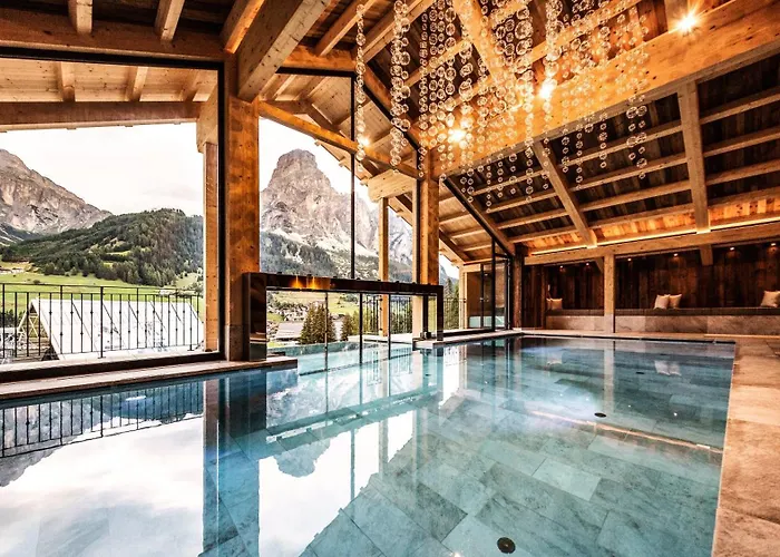 Hotel Arkadia - "Adults Only" Corvara