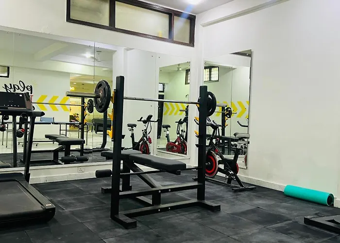 Olive Service Apartments - City Centre Noida