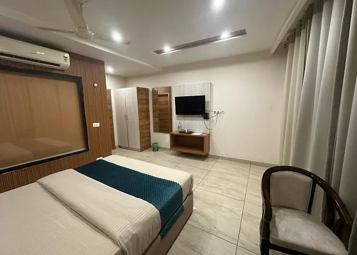 Hotel Destination Zirakpur
