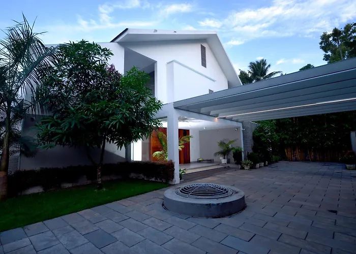 The Meadows Bed & Breakfast Varkala