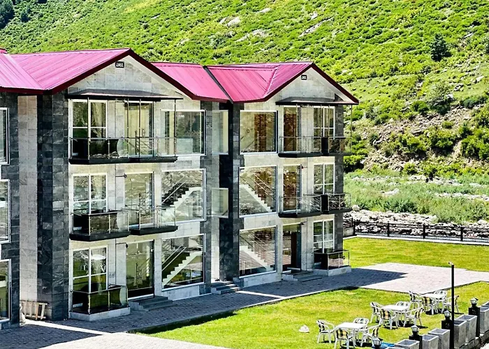 Kunhar Hotel Riverside Block Naran