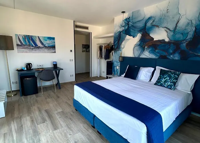 Lumar Luxury Sorrento Hotel