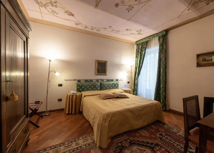 Palazzo Finati Bed & Breakfast Alba 