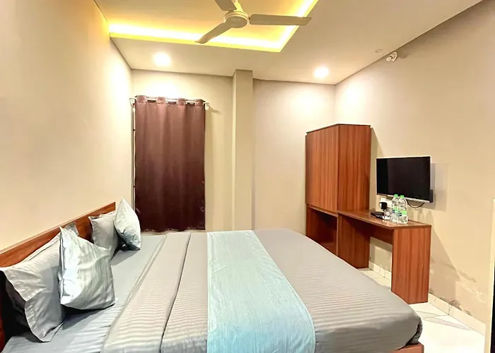 Hotel Golden Glory Indore