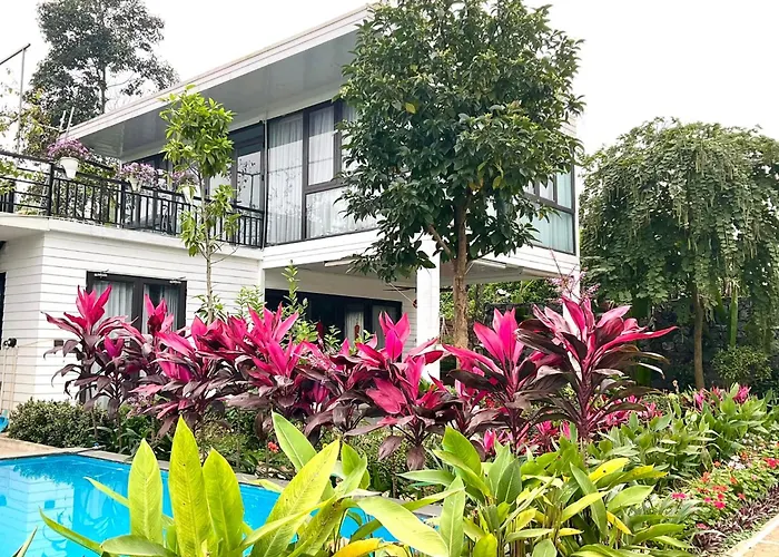 Nam Vien Mountain View Bed & Breakfast Hà Nội