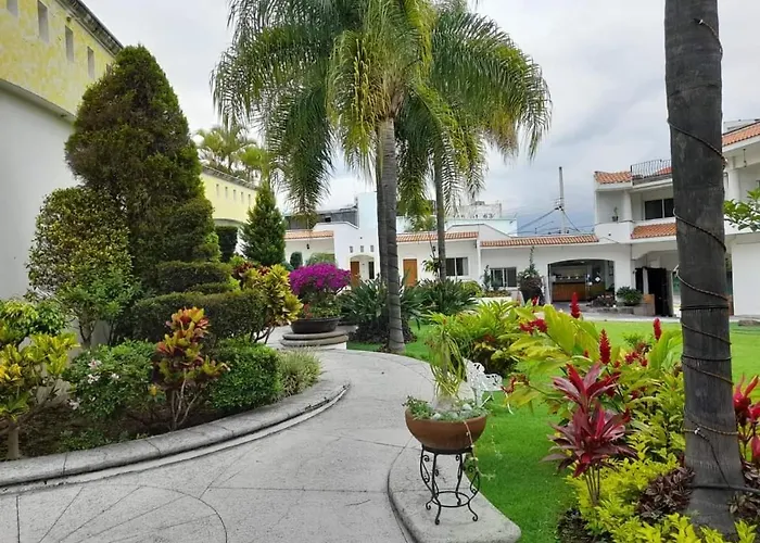 Hotel Canarios Cuernavaca