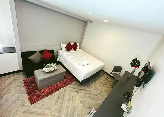 14 Sathorn Hotel Bangkok