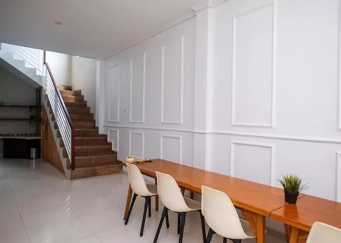 Urbanview Stay @H Jakal By Reddoorz Yogyakarta