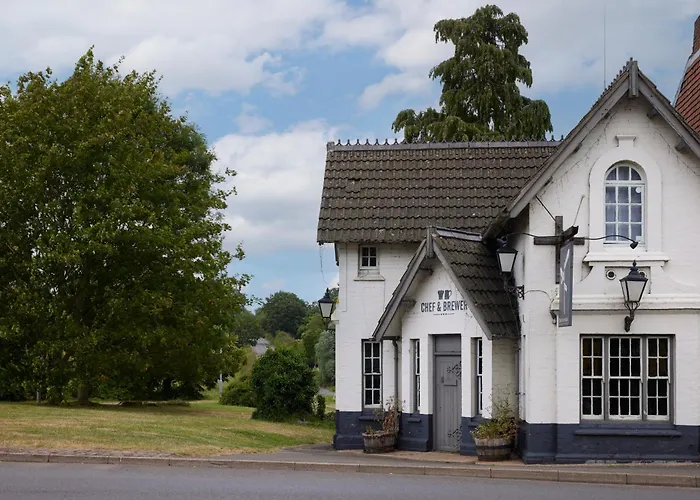 Crossroads By Chef & Brewer Collection Hotel Weedon Bec