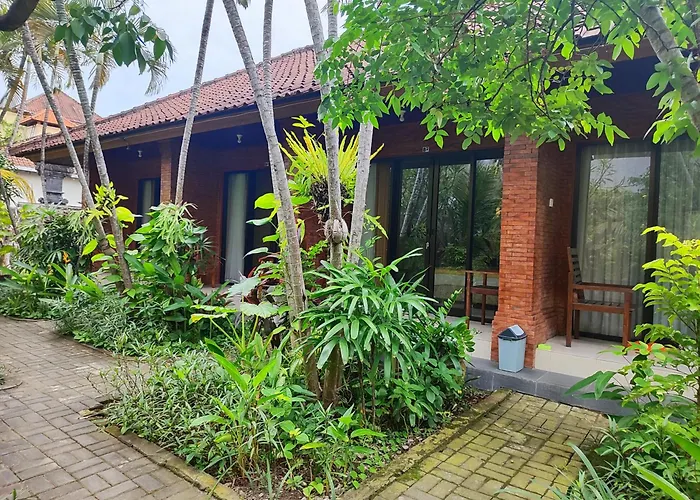 Adus Beach Inn Legian 