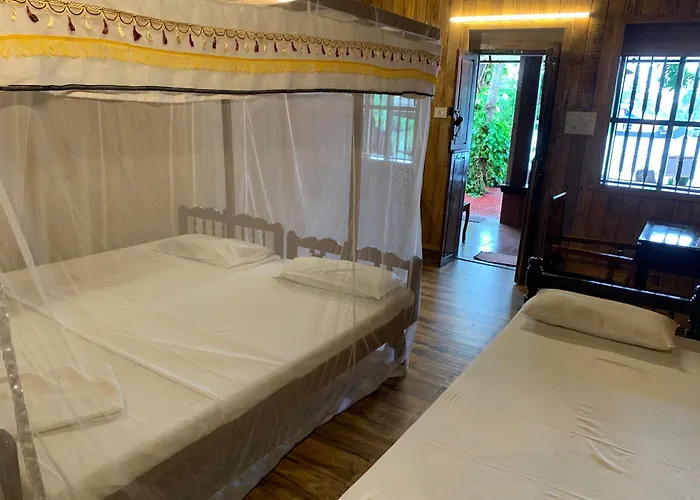 Malayalam Lake Resort Alappuzha