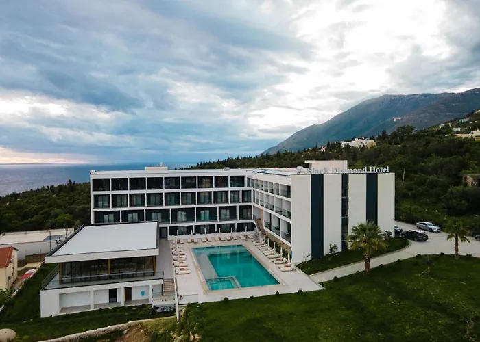Black Diamond Hotel Dhërmi