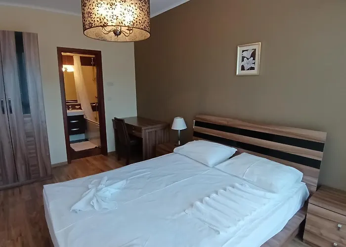 Apart Hotel Golden Line private apartments Goldstrand