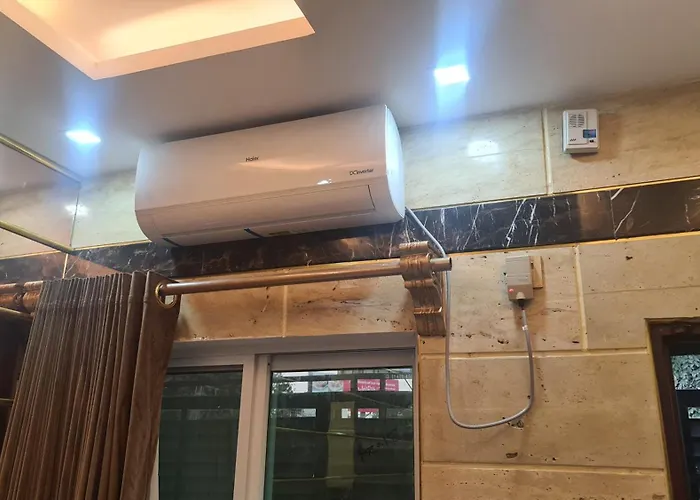 Smart Apartments & Hotel Lahore
