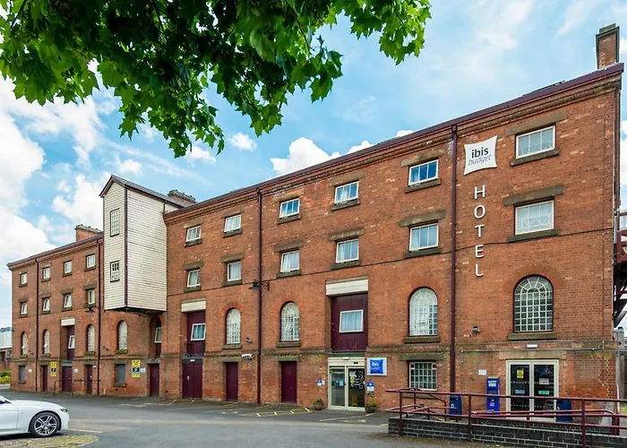 Go2 Burton Upon Trent Central Hotel