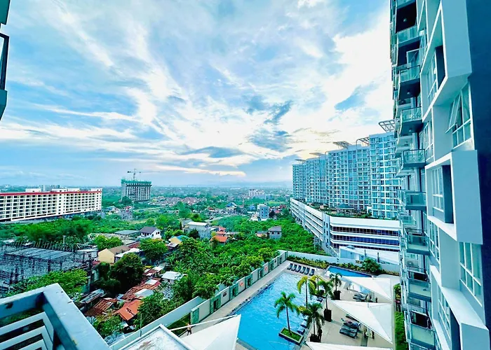 8 Newtown Boulevard By Hiverooms Lapu-Lapu City