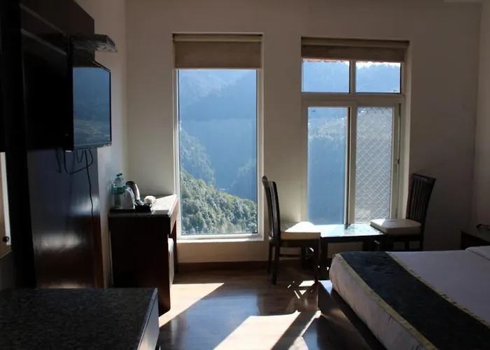 Goroomgo Namaskar Heights Dalhousie