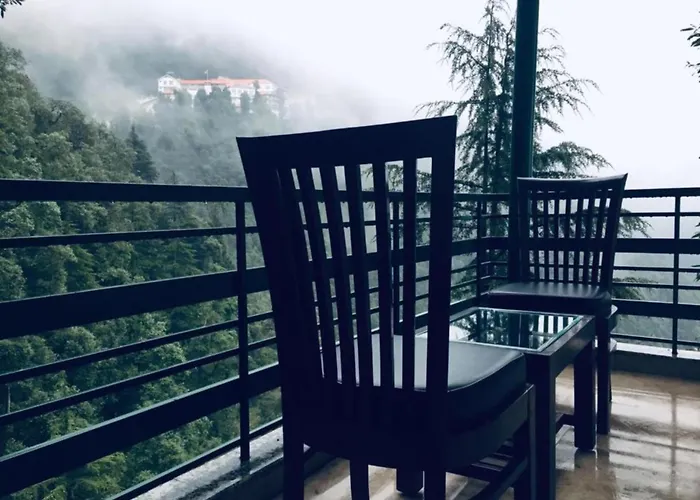 Goroomgo Namaskar Heights Dalhousie