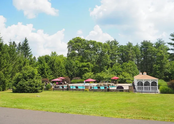 Woodfield Manor - A Sundance Vacations Property Cresco