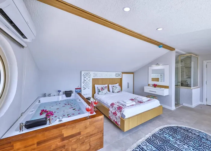 Hediye Hanım Suıt&Apart Kaş
