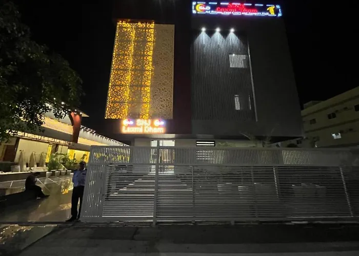 S.N.J Laxmi Dham Hotel Vrindavan